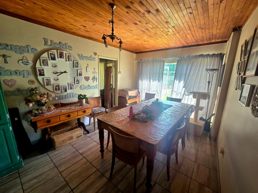 5 Bedroom Property for Sale in Fichardt Park Free State